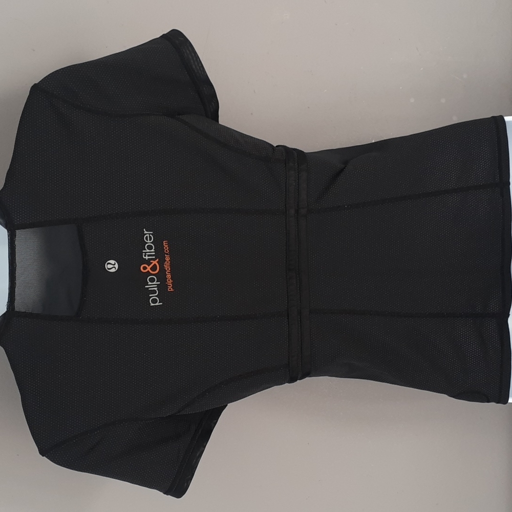 Lululemon Retro T Shirt Size Small - Picture 3 of 5